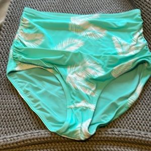 Kiava Clothing Ruched High Waist Swim Bottoms